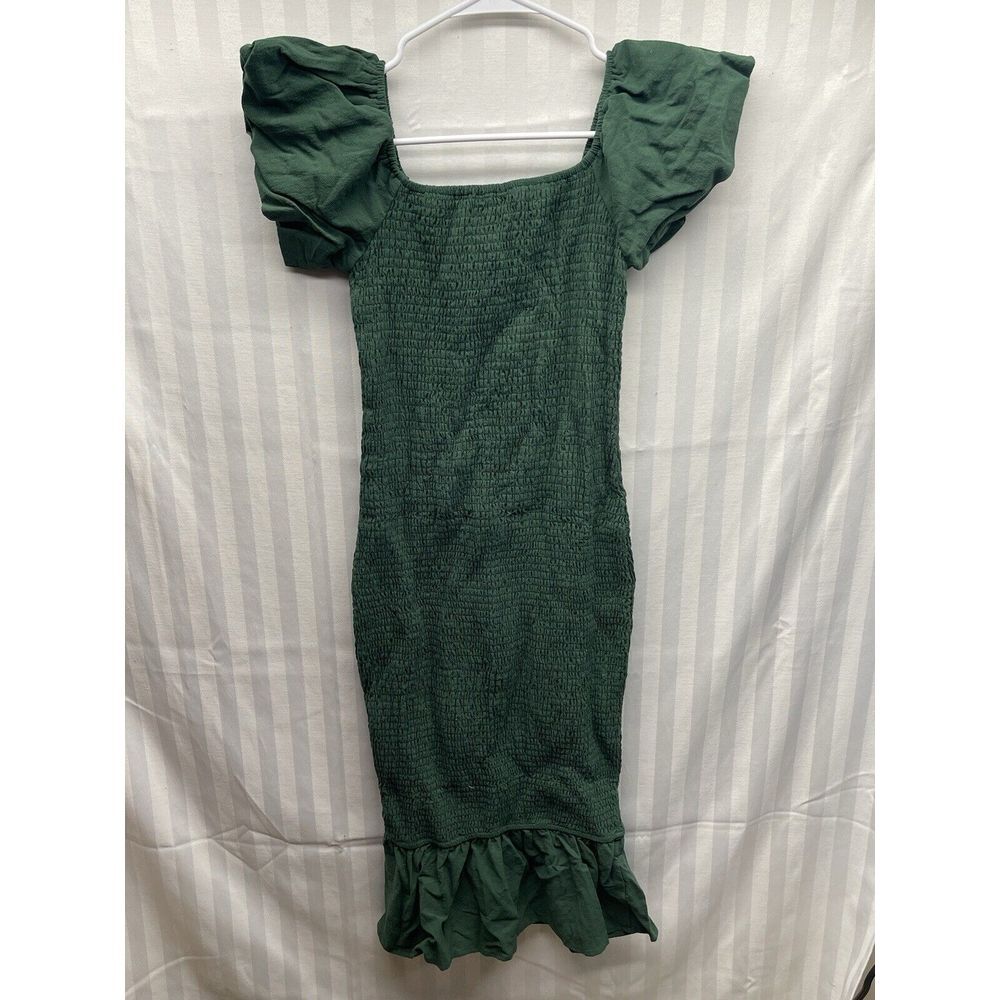 Simplee Summer Dress Green color Size Medium NWT Stretch Womans - Picture 3 of 3